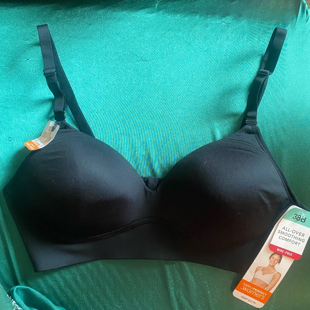 NWT Wire-free SimplyPerfect by Warner’s Bra